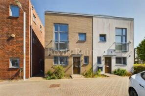 35, Shiers Avenue, Dartford DA1 5FQ