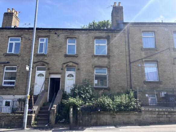 2 bed Terraced for sale in huddersfield