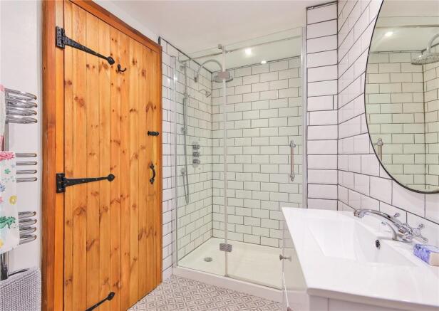 Bed 1 En Suite