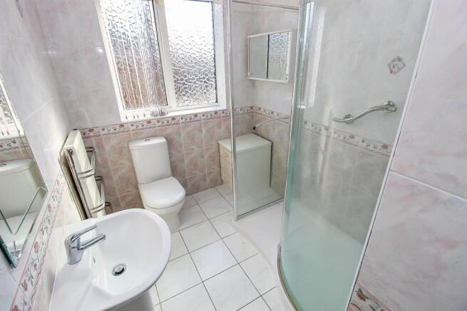 2 bed Semi-Detached Bungalow for sale Image 7