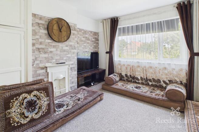 3 bed Semi-Detached for sale Image 5
