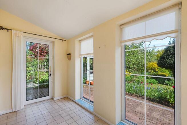 Front Entry / Sun Room