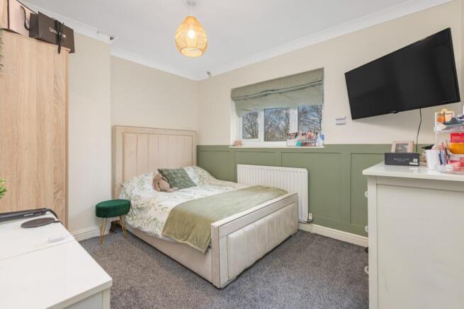 4 bed Detached for sale Image 8