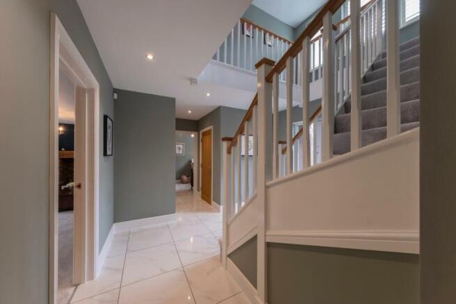 9 Grange Close-024.JPG