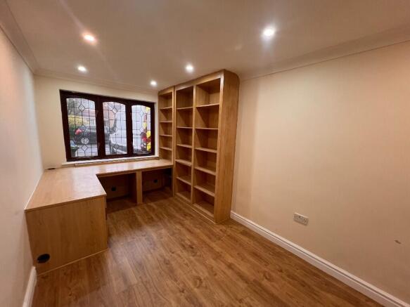 Photo 5