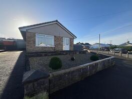 29, Pemberton Park, Llanelli SA14 8NN