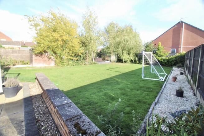 B116032B-7ACE-436...