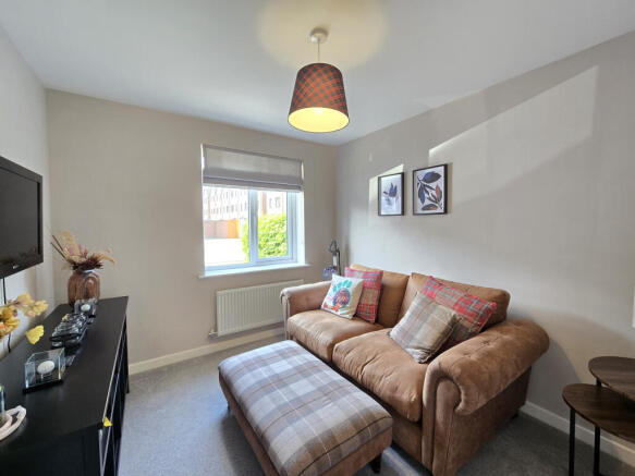 Bedroom 4/Lounge
