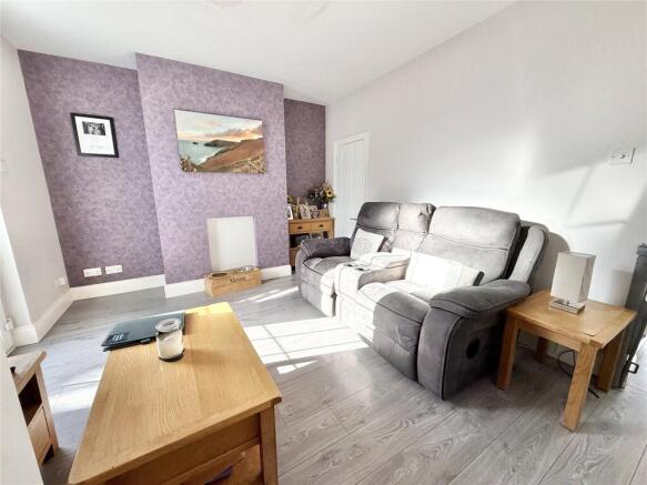 Market Terrace, Highbridge, Somerset, TA9 photo 4