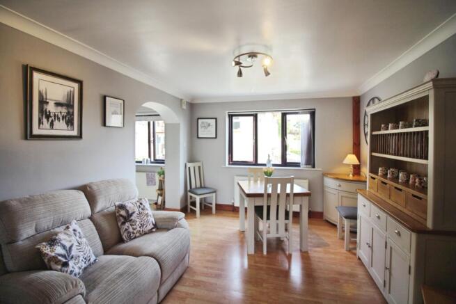 Chatsworth Terrace, Dewsbury, WF12 photo 4