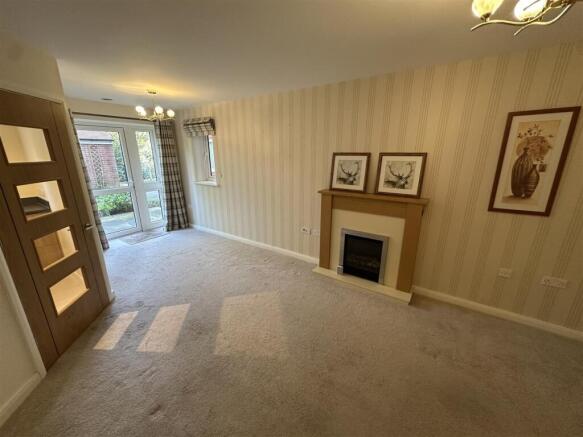 1 bed Apartment to rent Image 8