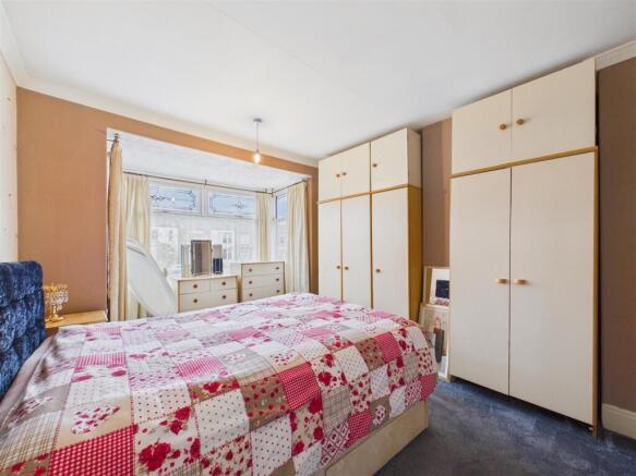 3 bed Semi-Detached for sale Image 12