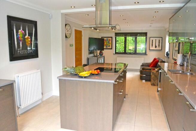 Kitchen/Breakfast Ro