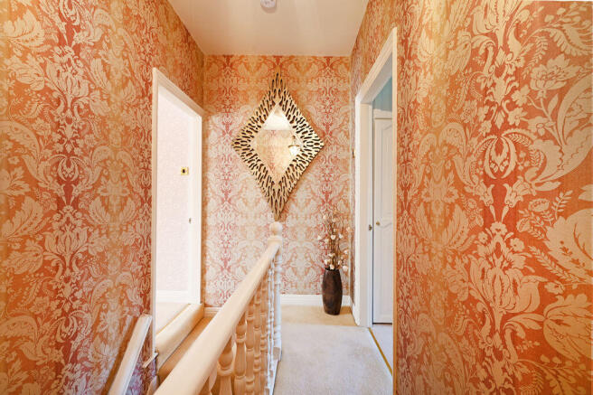3 bed Terraced for sale Image 10