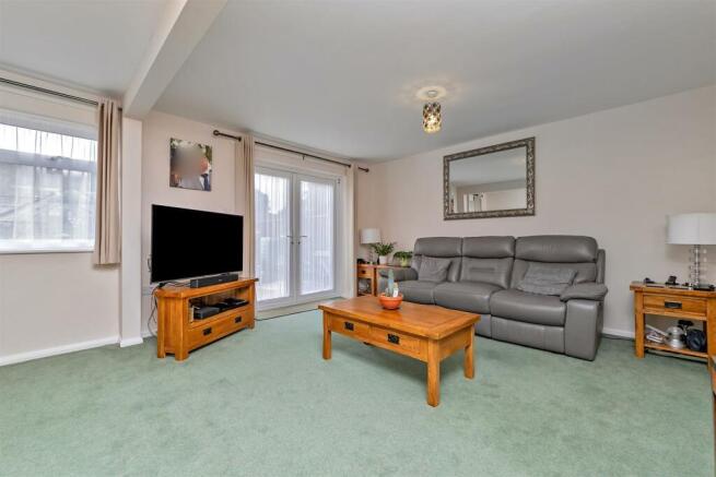 2SmallwoodClose-17.jpg