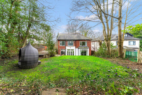 Bury Old Road, Prestwich, M25 0ER