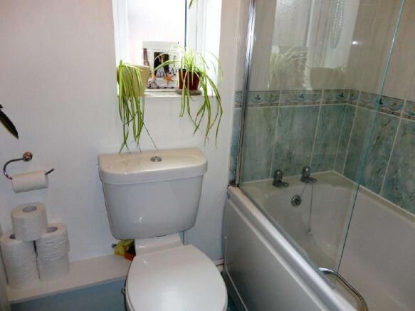 Photo 12