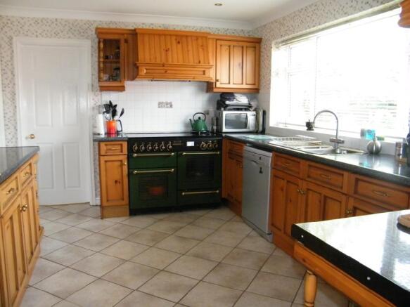 Fitted Kitchen