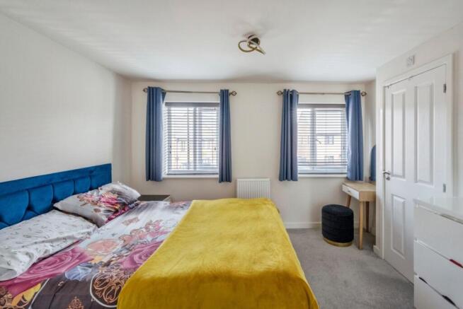 3 bed Semi-Detached for sale Image 4