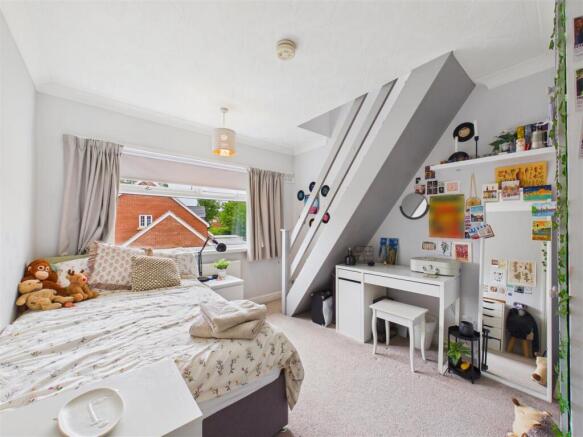 3 bed Semi-Detached for sale Image 11