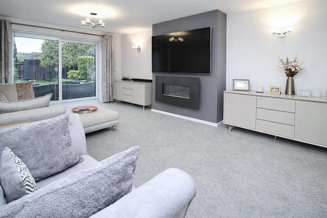 REAR RECEPTION ROOM