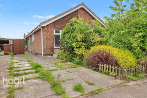 15, Waters End, Leicester LE9 8EL