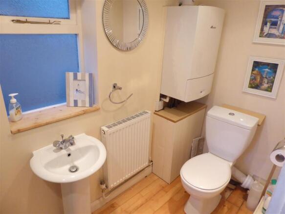 Cloaks/Utility Room