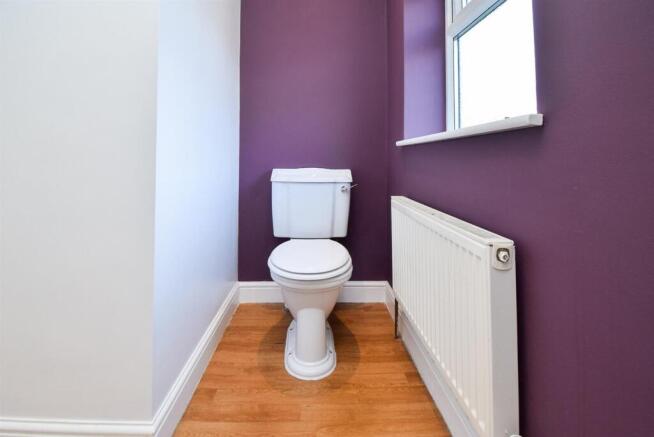 3 bed Terraced to rent Image 8