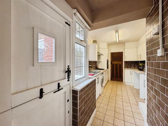 3 bed Detached for sale Image 5