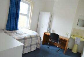 7, Malmesbury Park Place, Bournemouth BH8 8PH