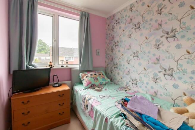 3 bed Semi-Detached for sale Image 10