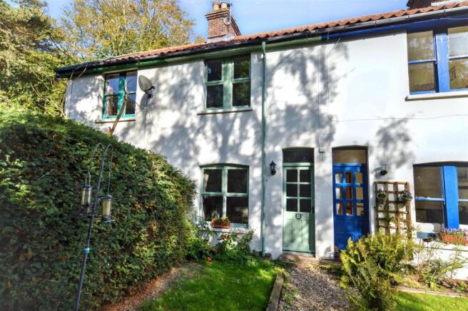 2-bed terraced on Bridge Road, High Kelling, Holt, £250,000