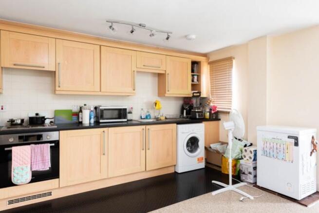 Flat 4 10 Cumnor Hill Low-6