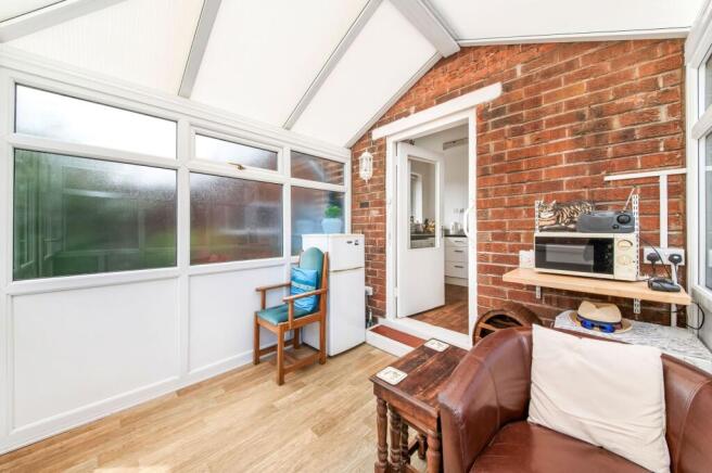 2 bed Detached Bungalow for sale Image 7