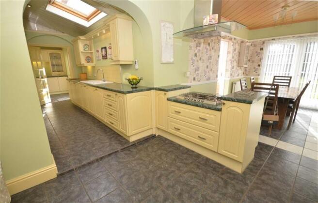 Open Plan Kitchen/Dining Area