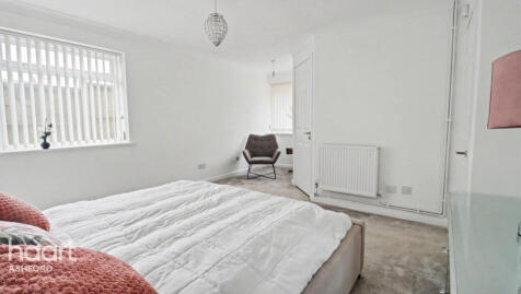 Hythe Road, Ashford