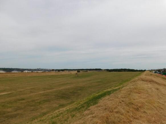 Smallgains Fields