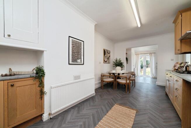 3 bed Terraced for sale Image 5