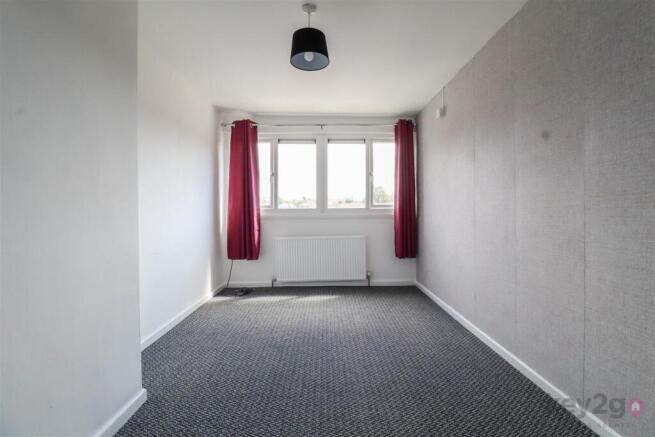 3 bed Maisonette to rent Image 10