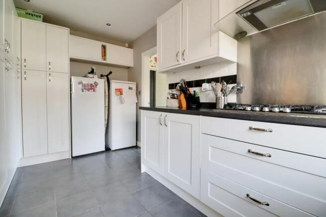 KITCHEN...jpg