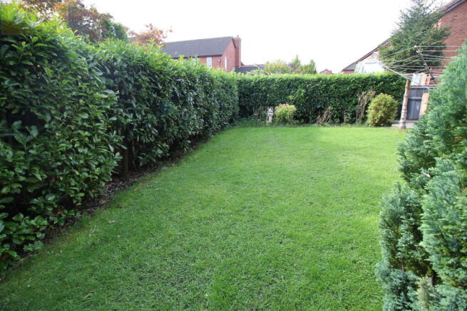Rossett Drive Davyhulme photo 4