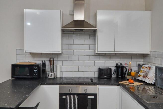 1 bed Apartment to rent Image 6