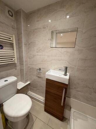 Bathroom / WC