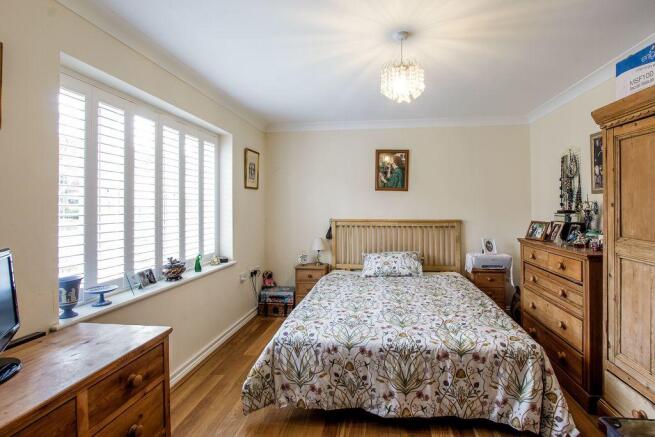 Bedroom 1 (Double)