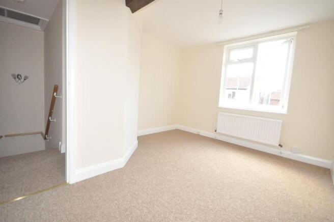 BEDROOM 2