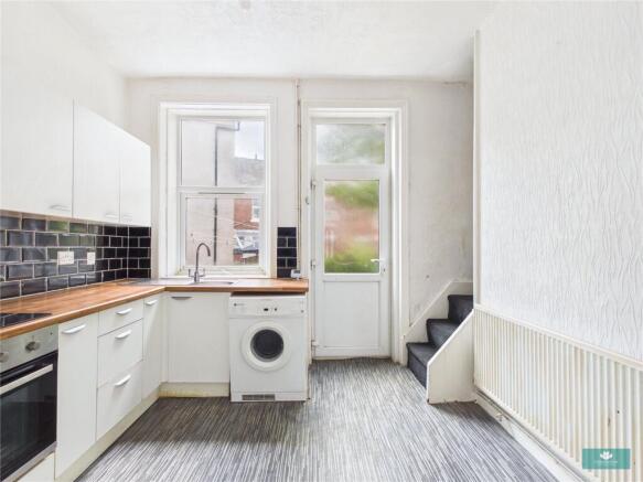 2 bed Terraced for sale Image 8