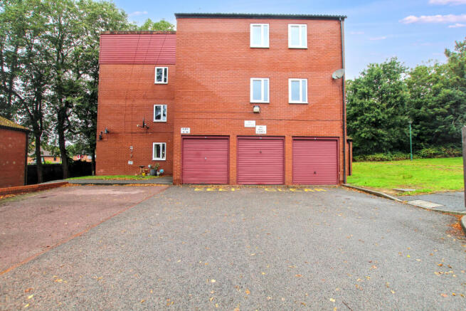 86 Hall Park Close, Littleover, Derby, DE23 6GY