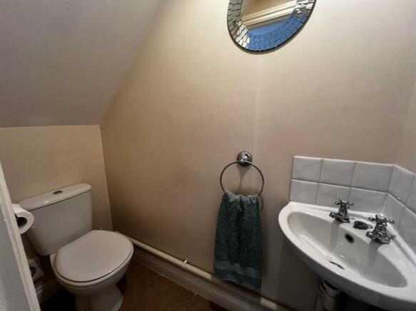 Downstairs wc.jpg