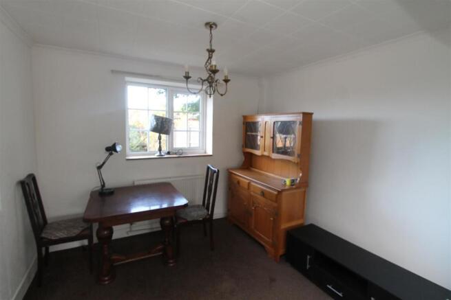 Dining Room.JPG