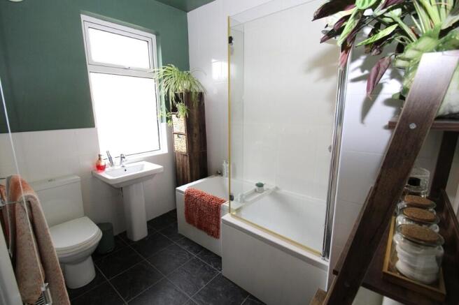 2 bed Terraced for sale Image 5